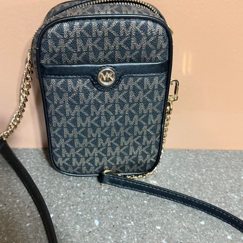 Michael Kors Jet Set Travel small signature logo crossbody bag black/gold